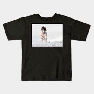 English Springer Spaniel in snow Kids T-Shirt